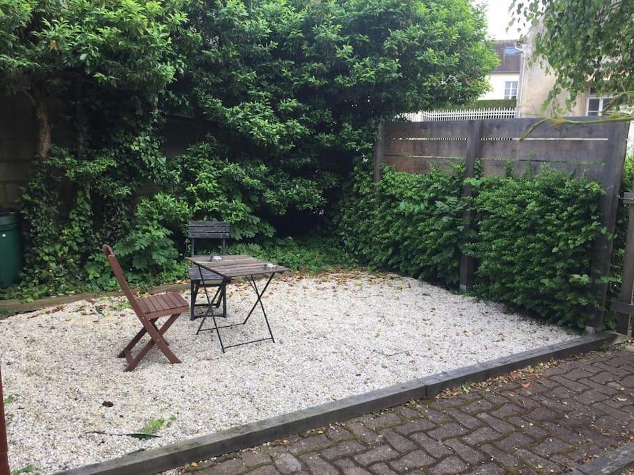 Gite Le 11 Le Merlerault Exterior foto