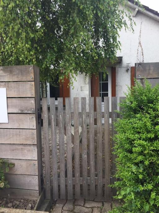 Gite Le 11 Le Merlerault Exterior foto